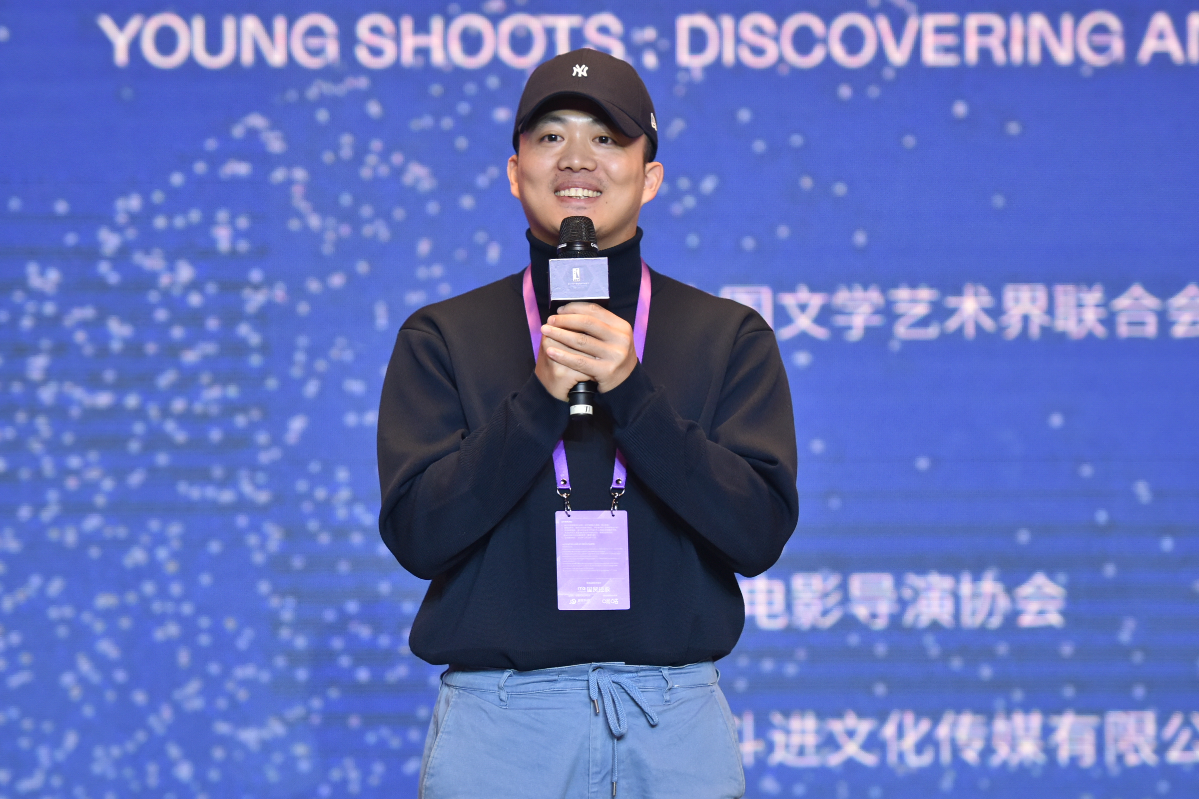 叶谦导演.JPG