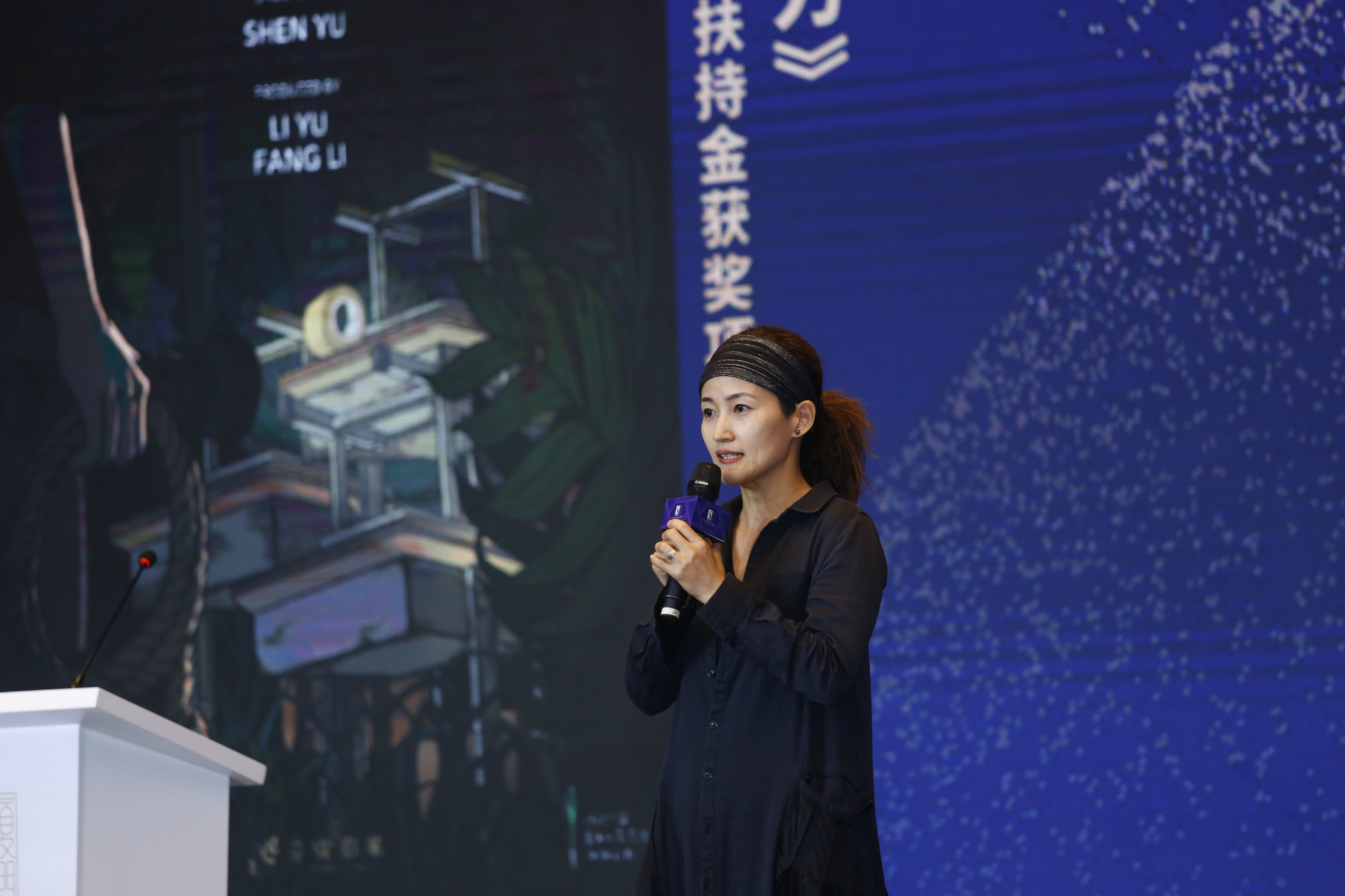 申瑜导演_meitu_1.jpg